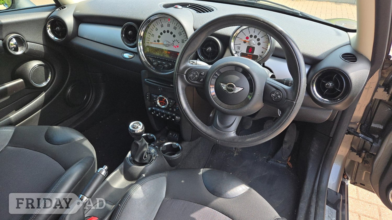 Mini Hatch 2013 - Cars