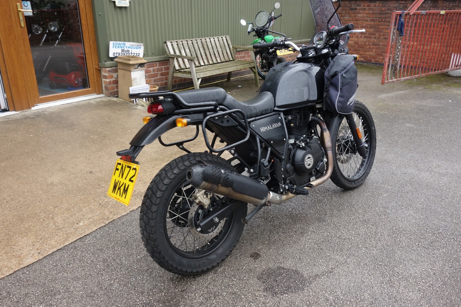 [ berth ]Royal Enfield Himalayan