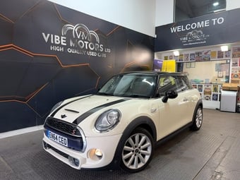Mini Hatch 2015
