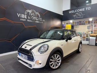 Mini Hatch 2015