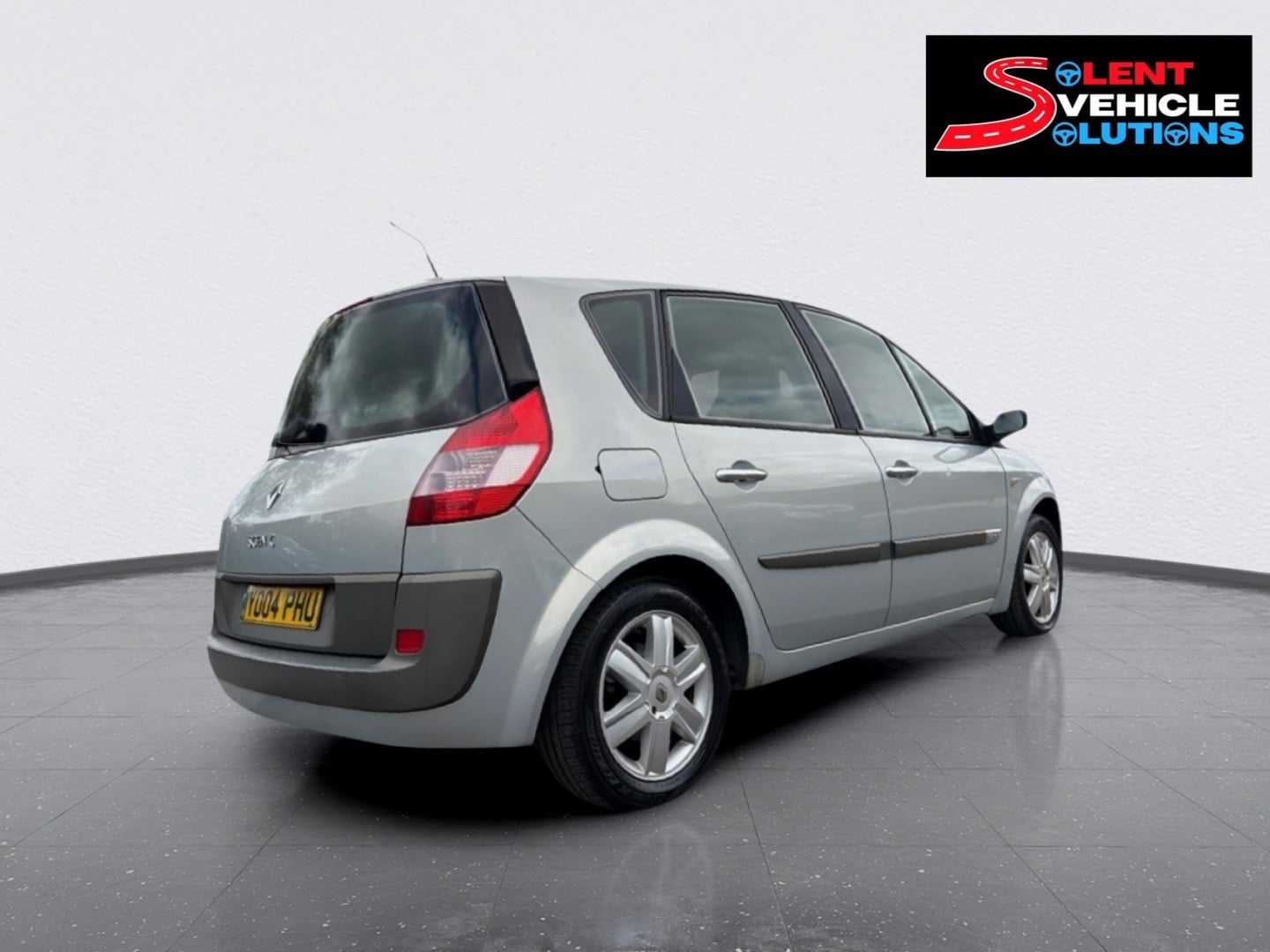 [ berth ]Renault Scenic