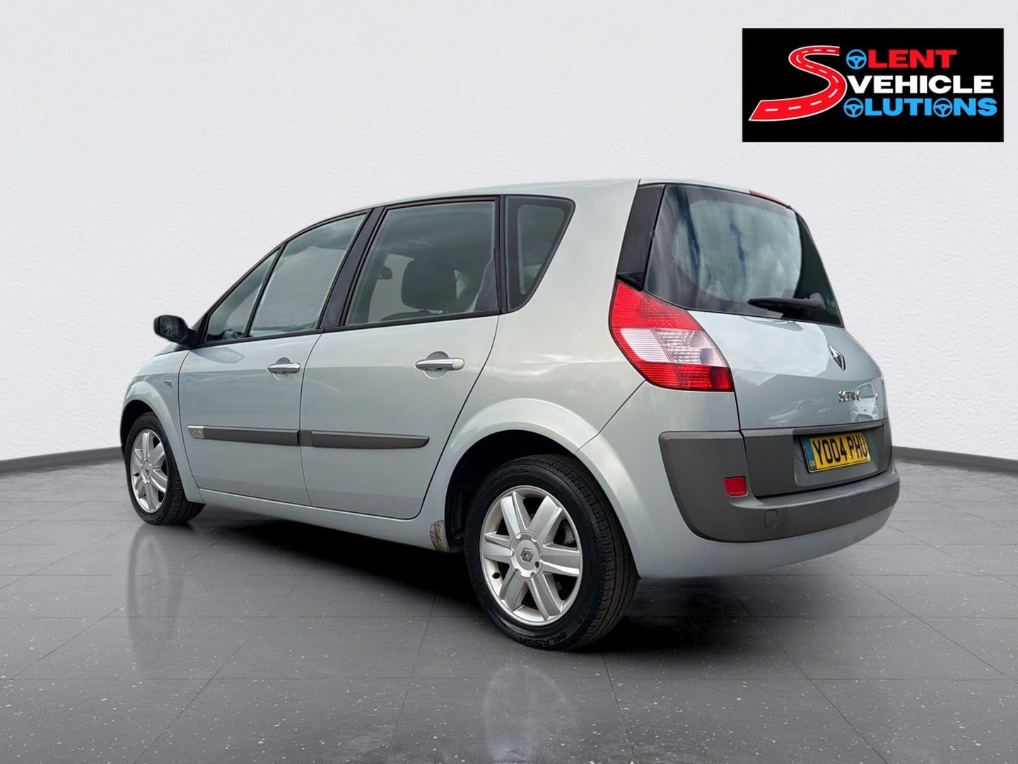Renault Scenic 2004 - Cars