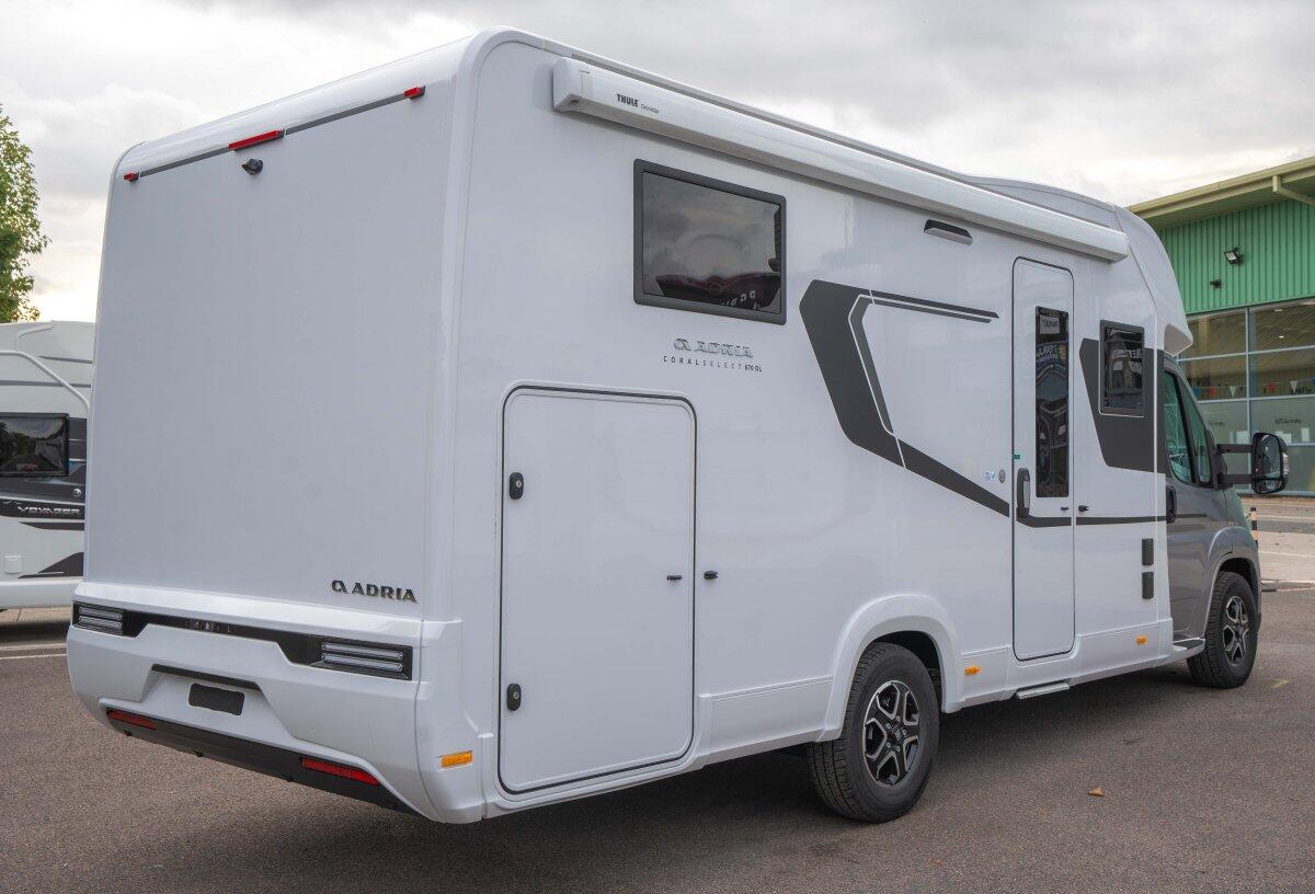 Adria Coral Select 670 DL 140BHP Auto Fiat 140 Newark