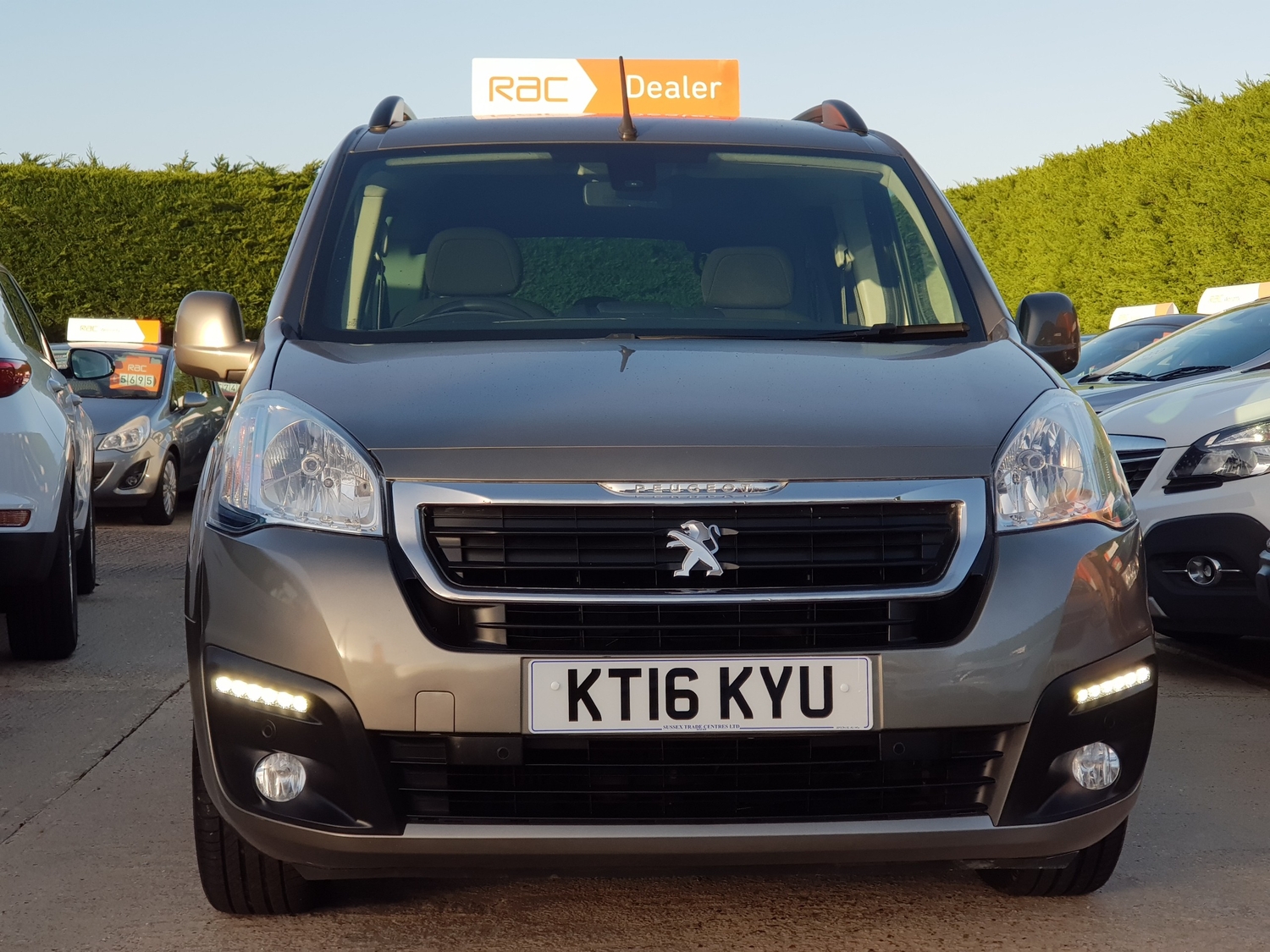 Peugeot Partner Tepee 2016 - Cars