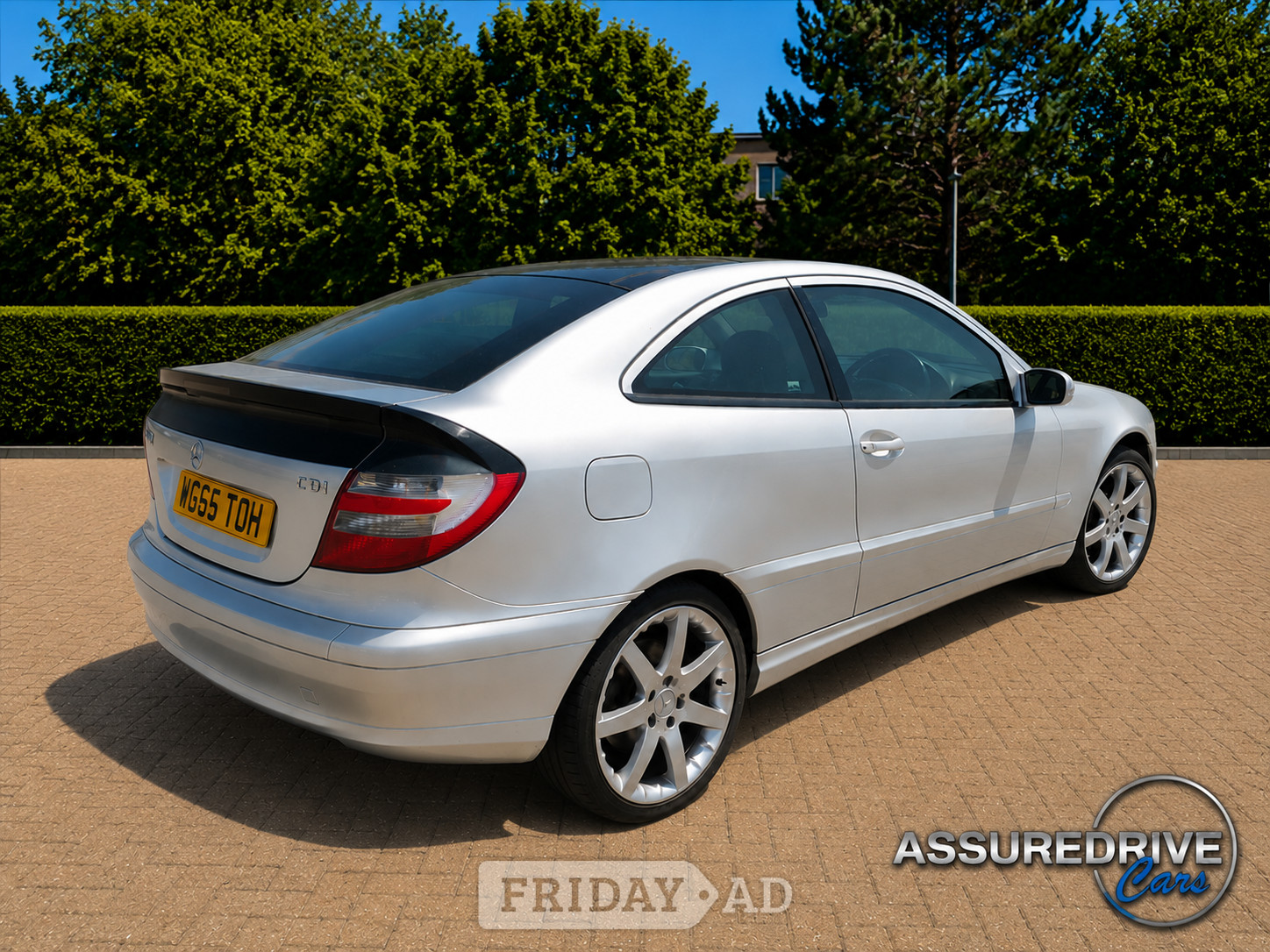 [ berth ]Mercedes-Benz C Class