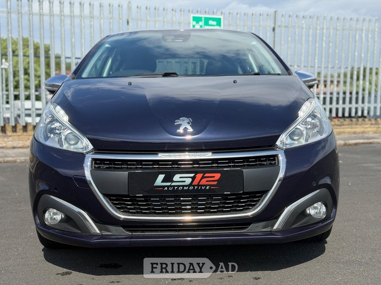 Peugeot 208 Leeds