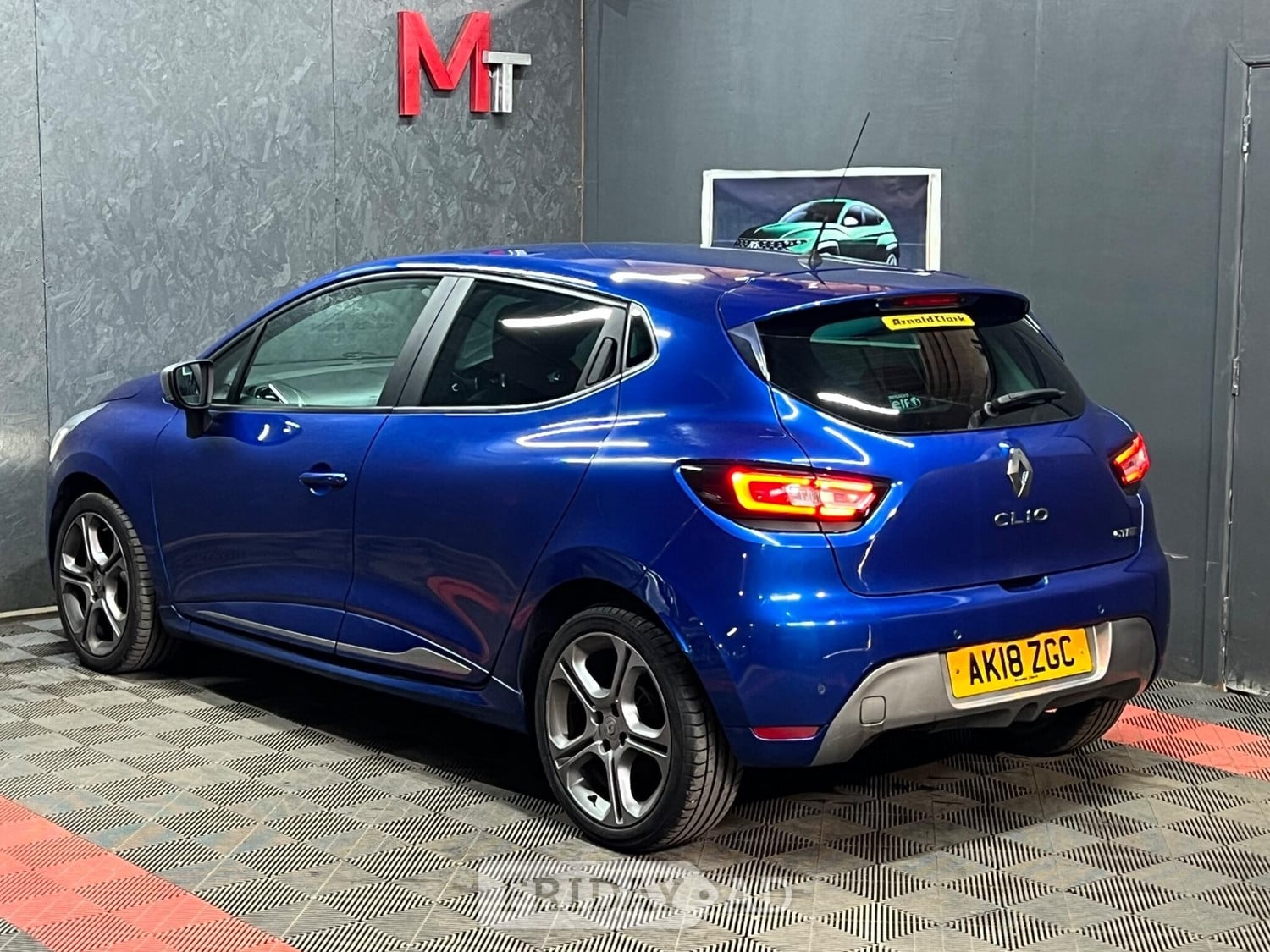Renault Clio 2018 - Cars in Halifax