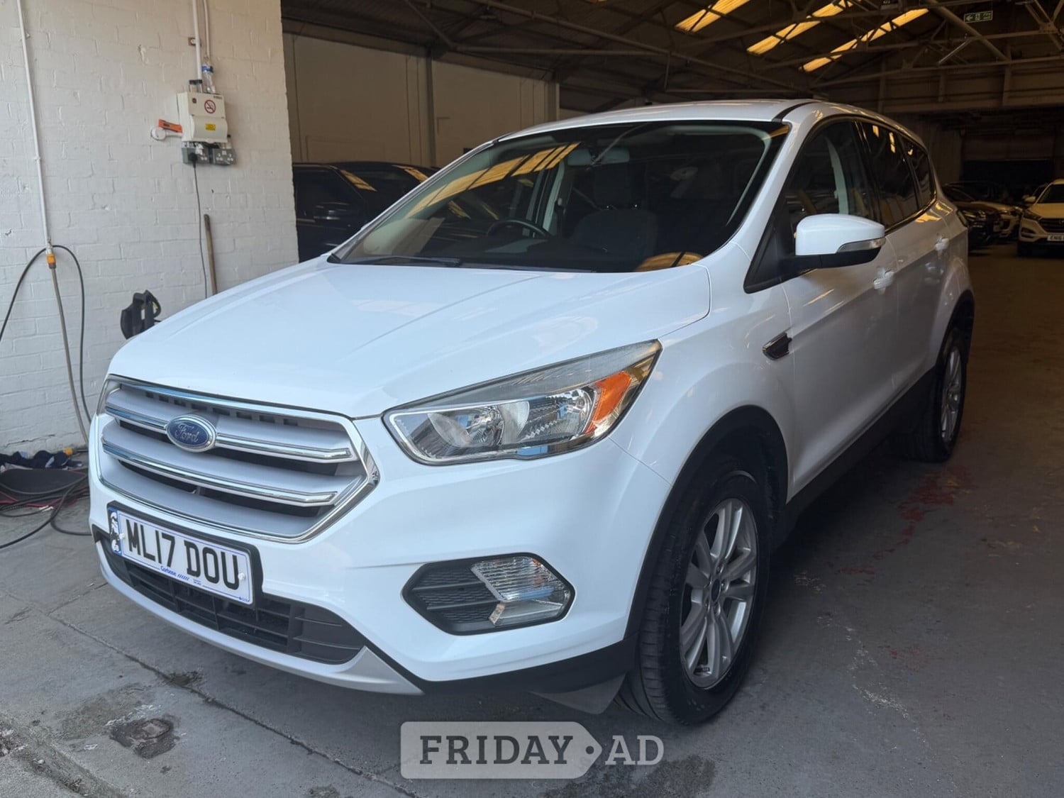 [ berth ]Ford Kuga