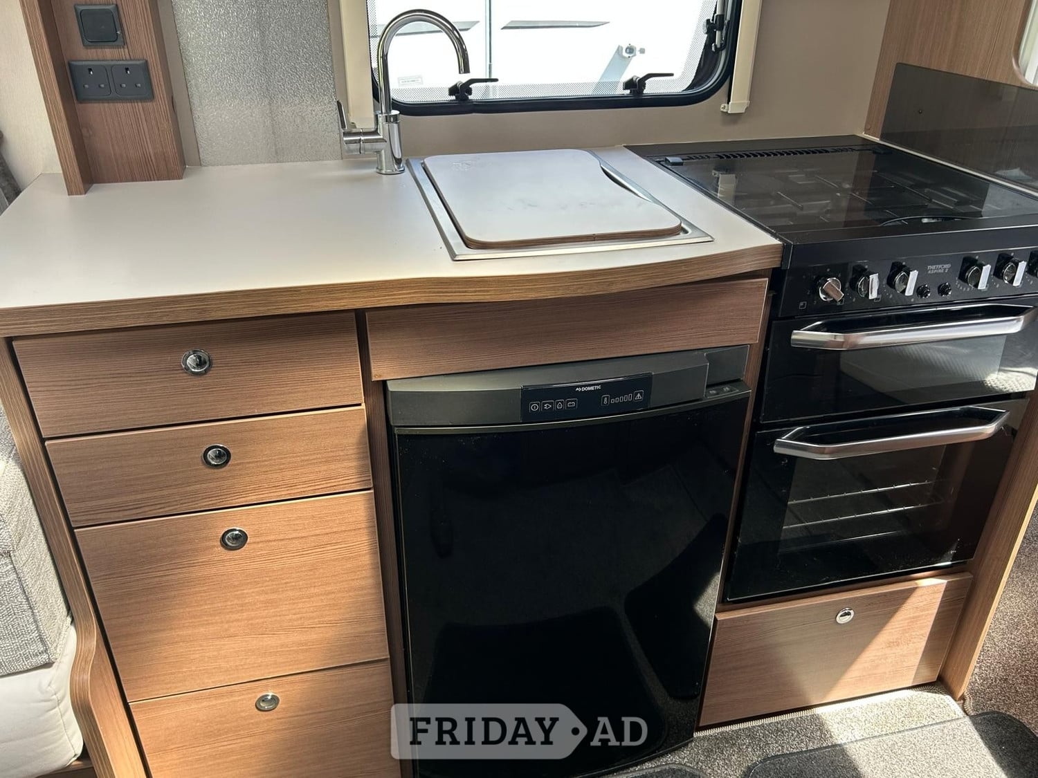[ berth ]Elddis Affinity 554