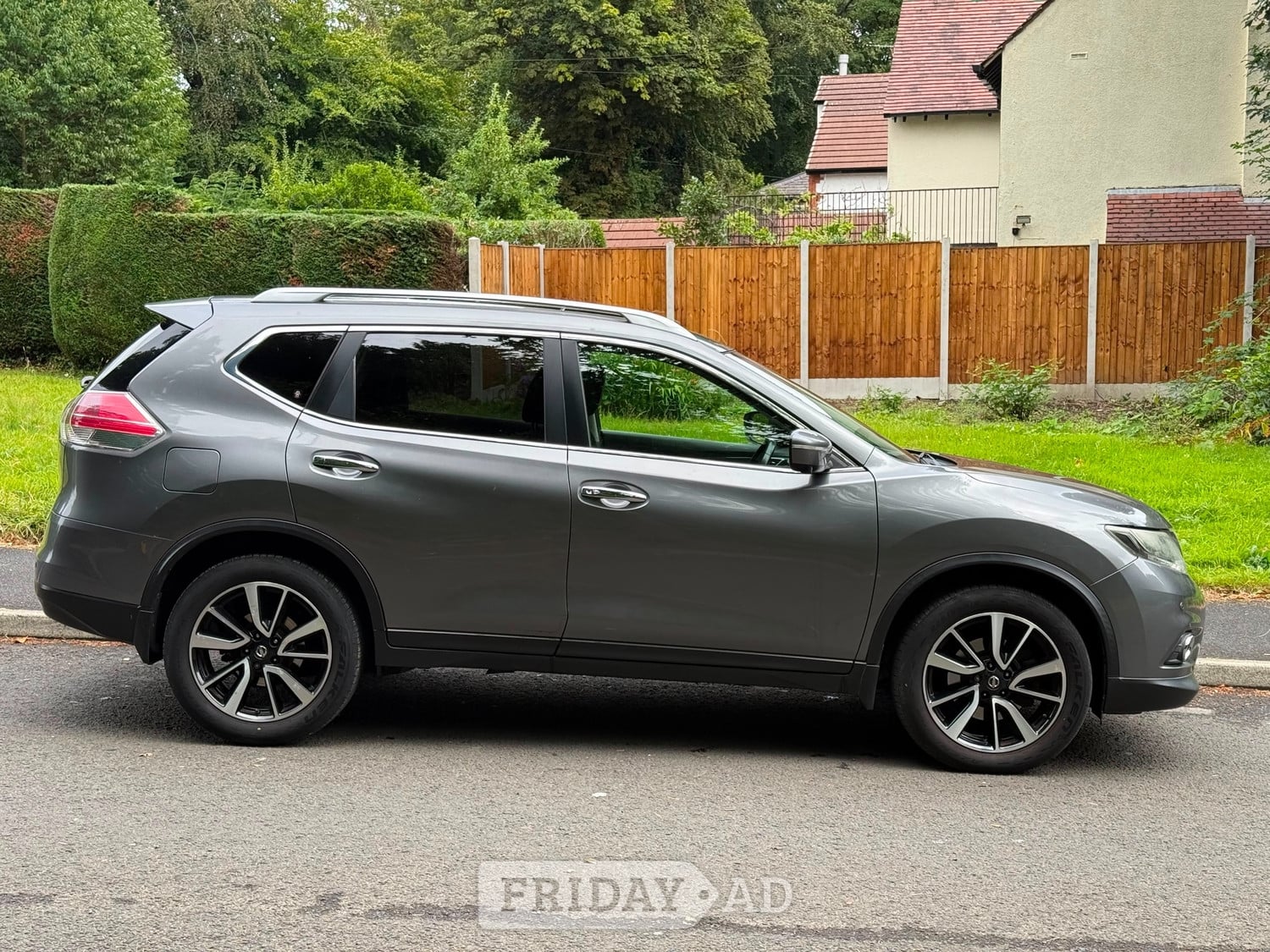 Nissan X-Trail Bolton