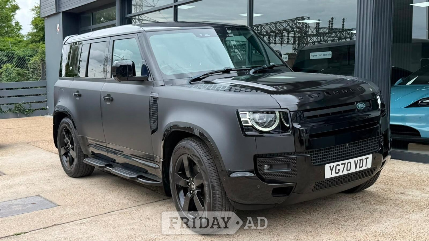 Land Rover Defender 110 2020 - Cars
