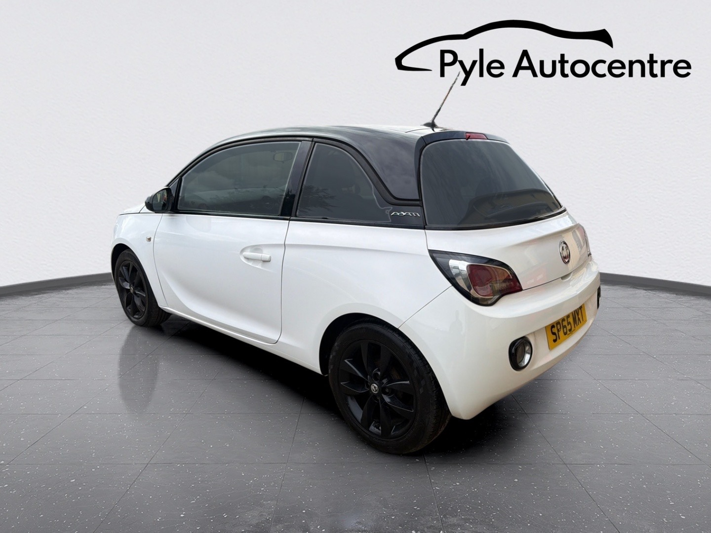 Vauxhall Adam 2015 - Cars