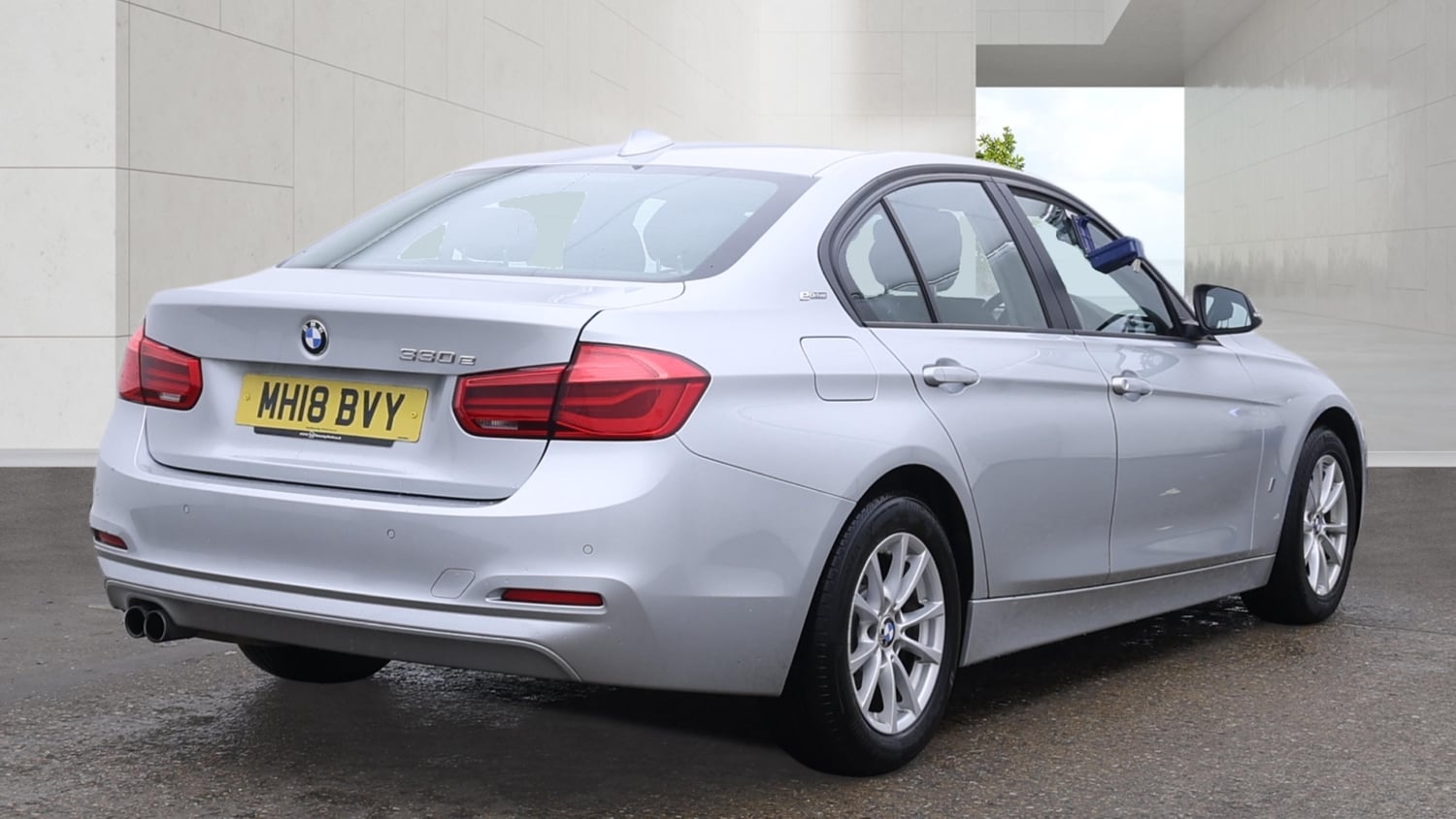 BMW 3 Series 2018 - Cars