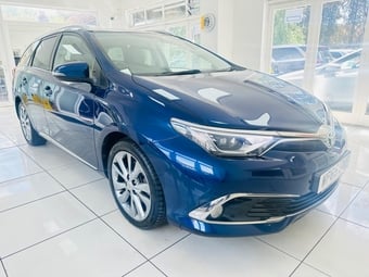 Toyota Auris 2015