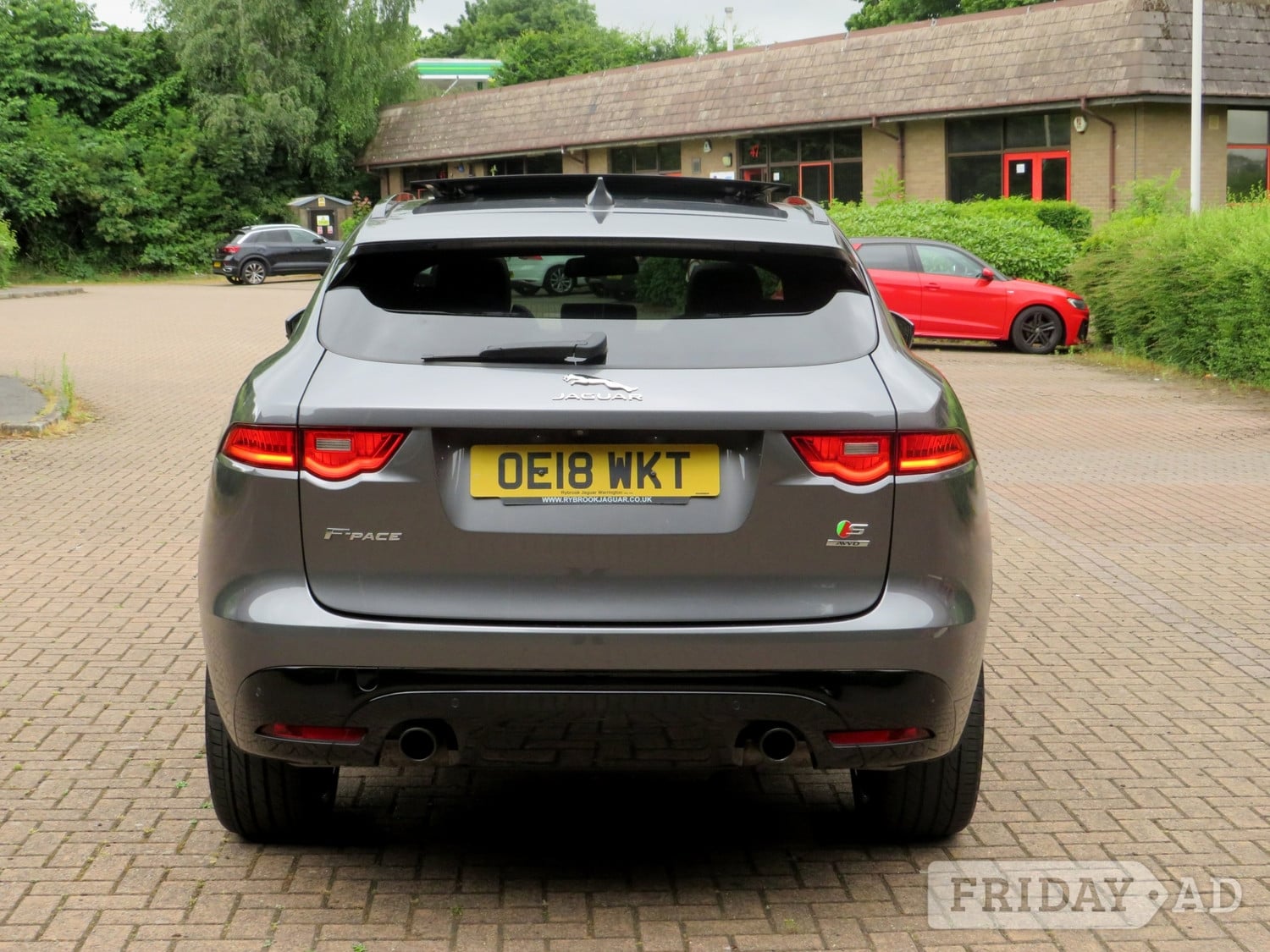 Jaguar F-Pace 2018 - Cars in Bradford