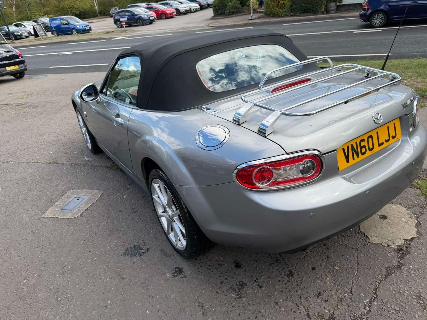 Mazda MX-5 2010 - Cars in Ripley