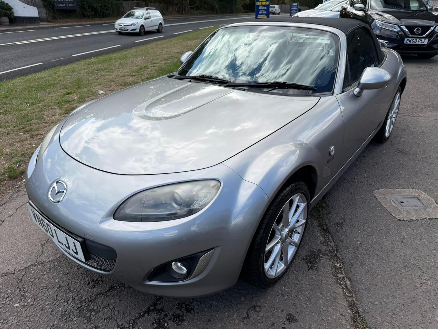 Mazda MX-5 2010 - Cars