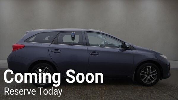 Toyota Auris 2015 - Cars
