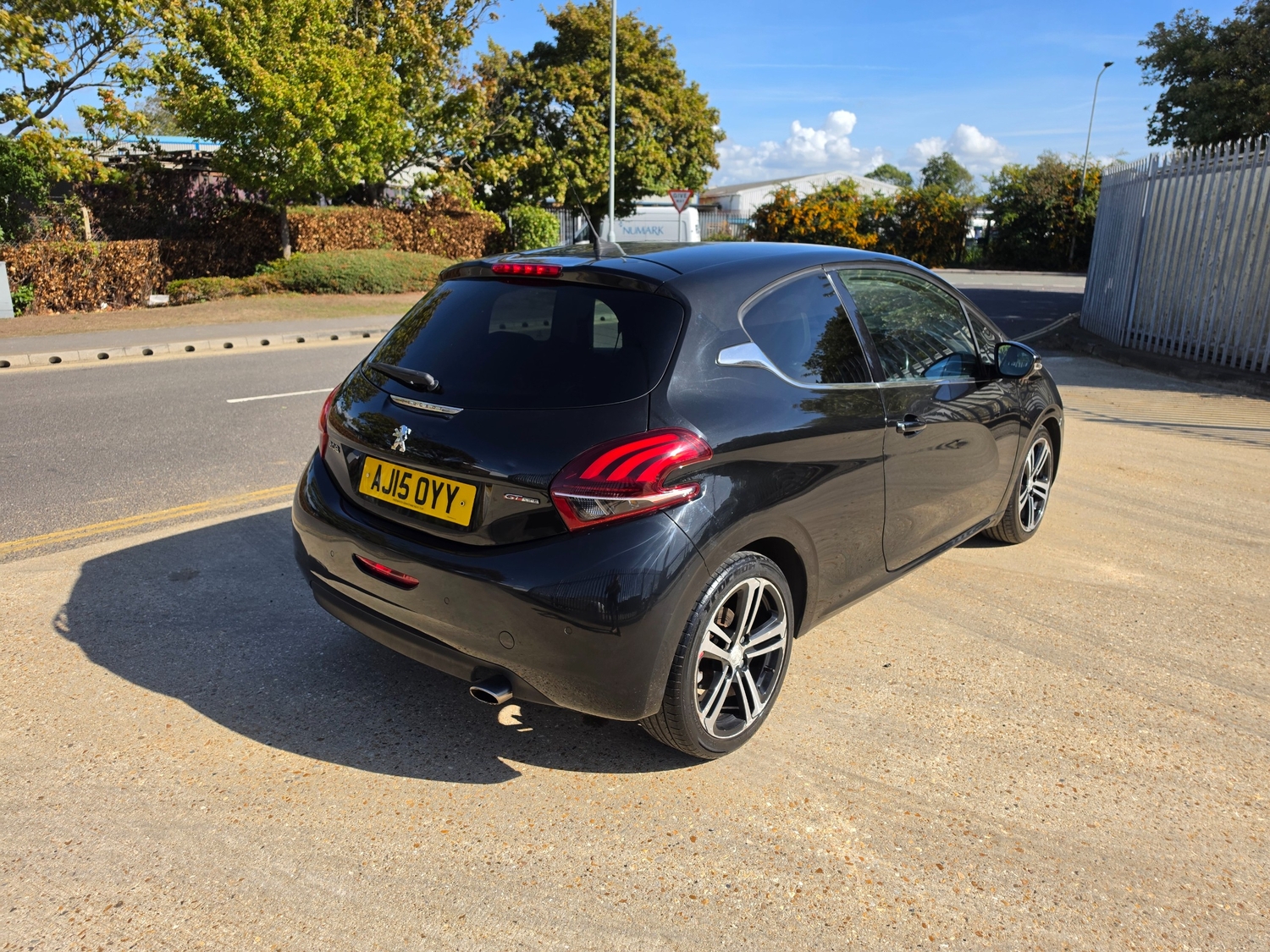 Peugeot 208 Portsmouth