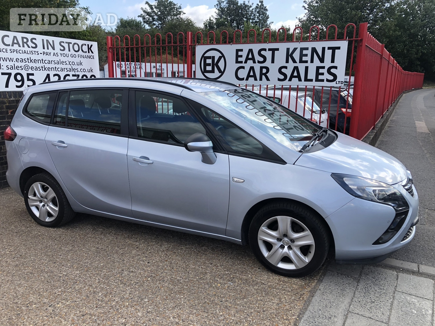 Vauxhall Zafira 2015 - Cars in Sittingbourne