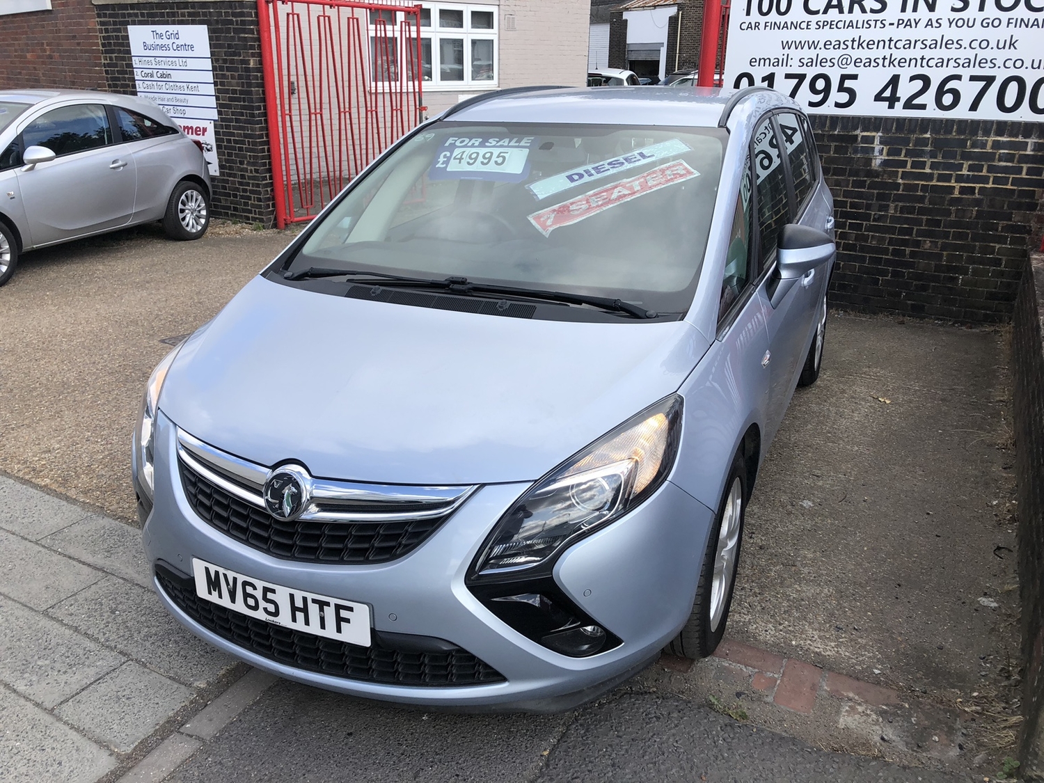 [ berth ]Vauxhall Zafira