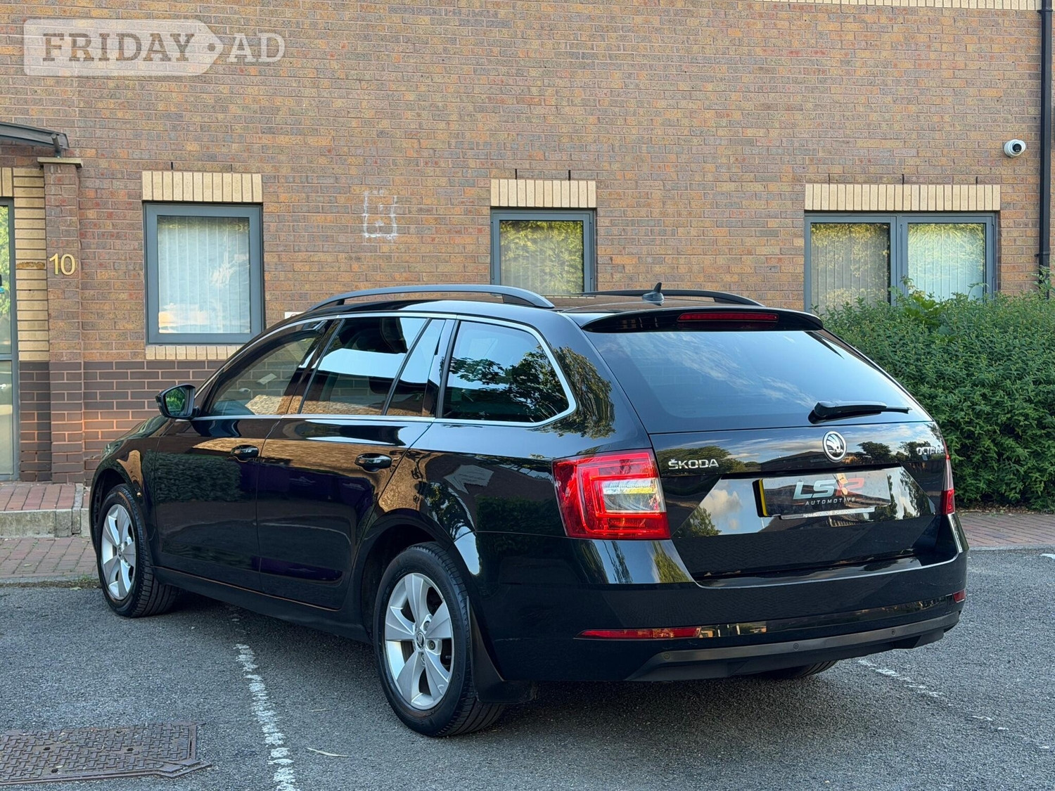 Skoda Octavia 2018 - Cars in Leeds