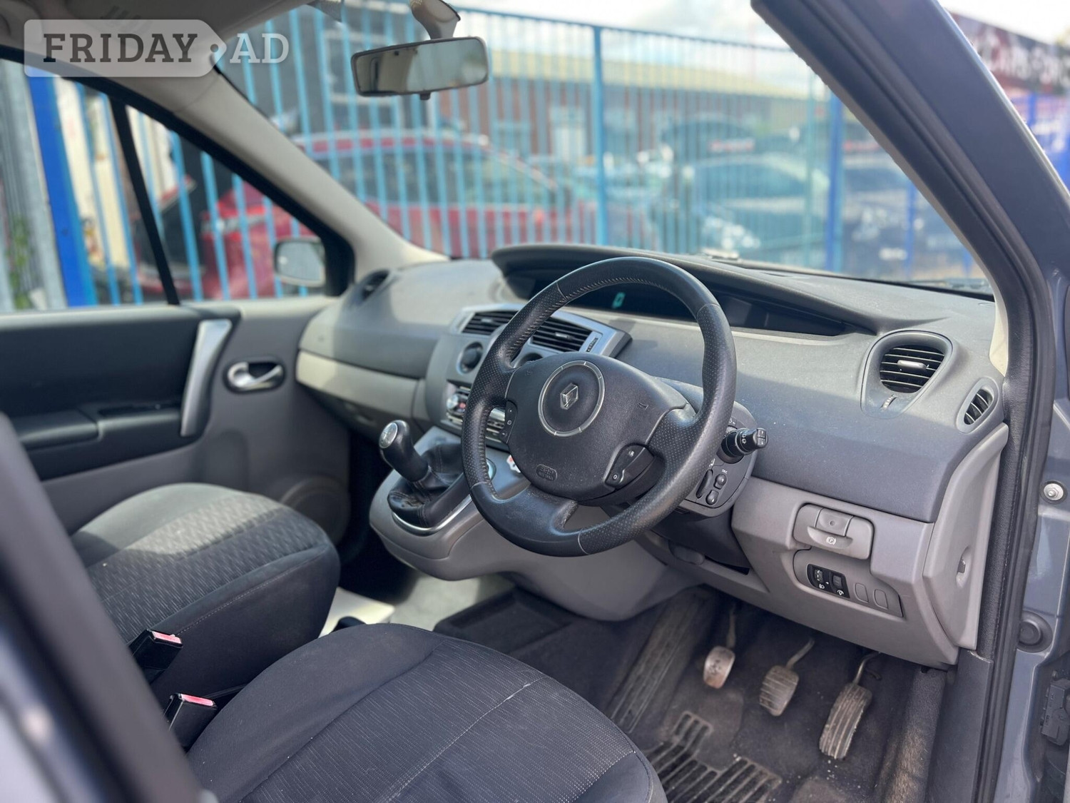 Renault Scenic 2007 - Cars