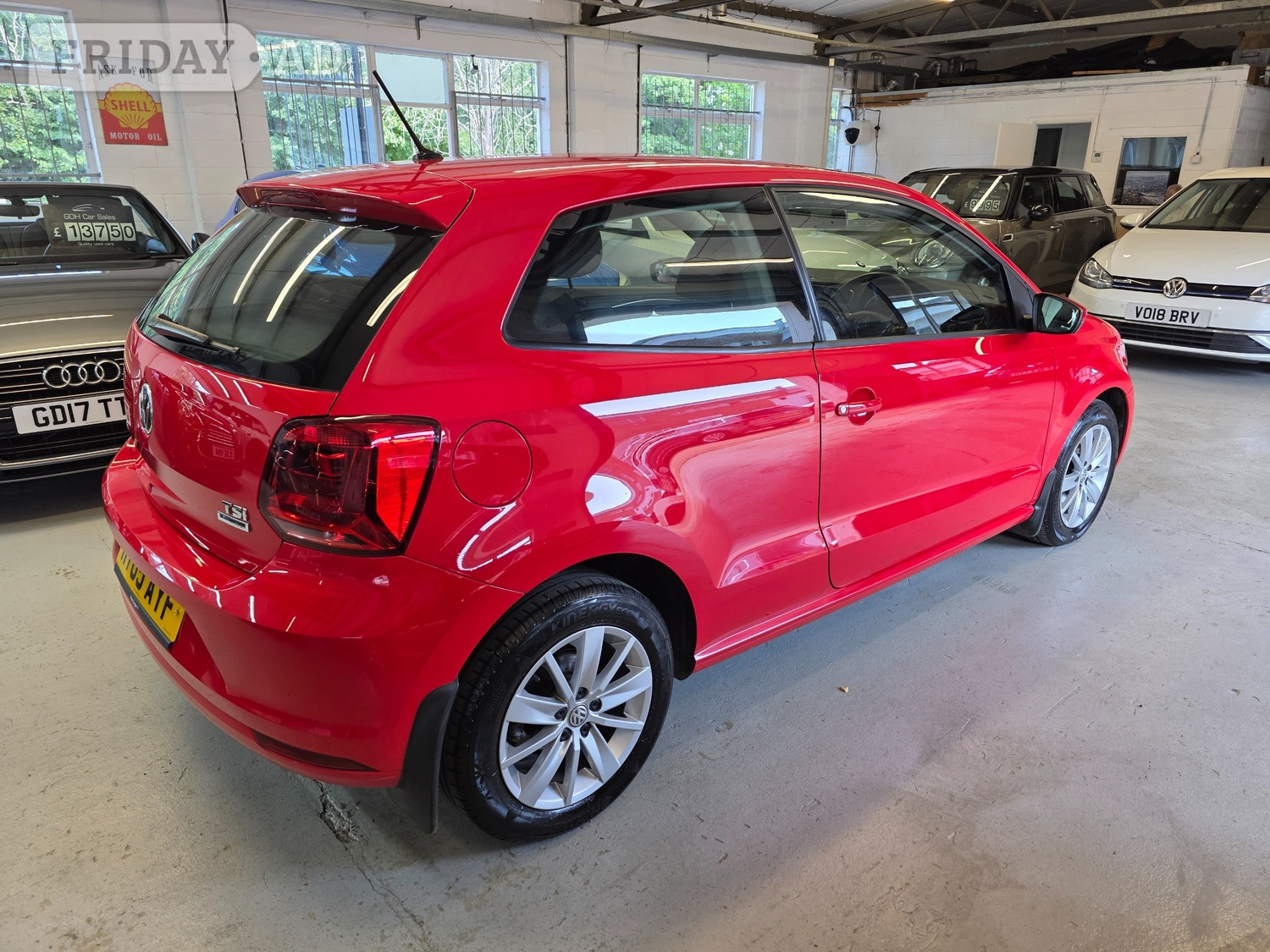 Volkswagen Polo 2015 - Cars