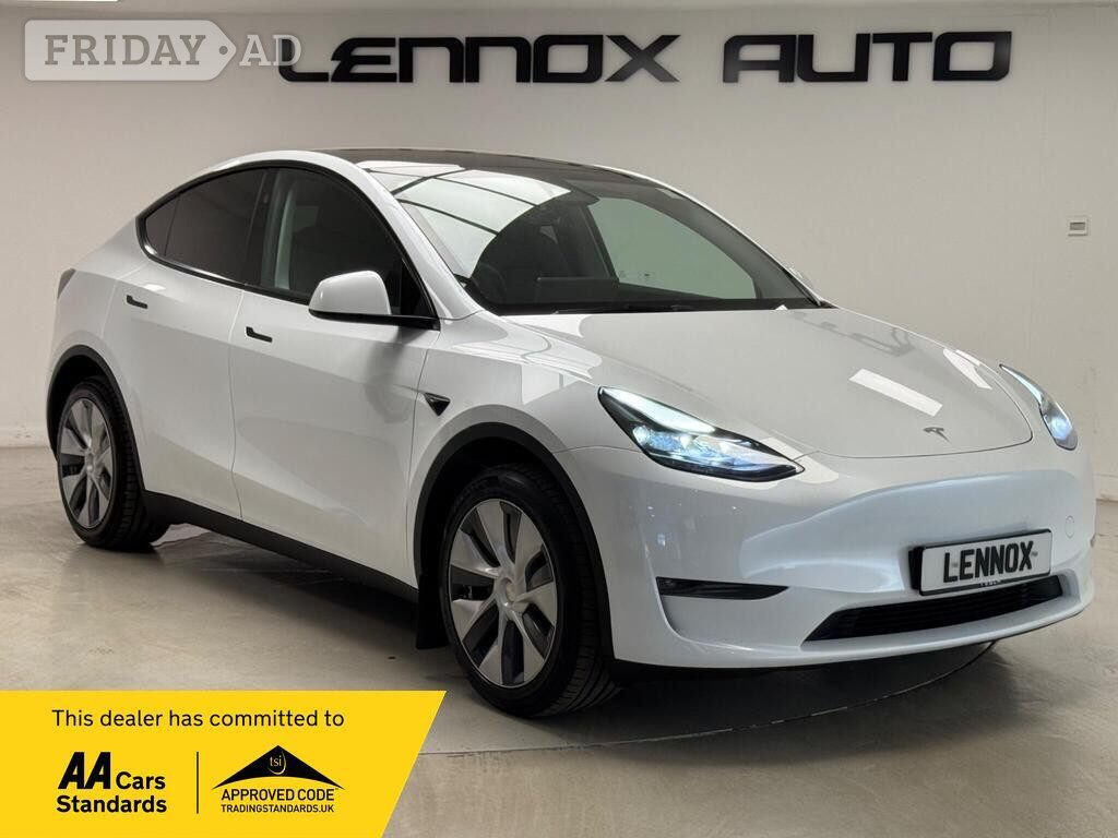 Tesla Model Y 2023 in Brent