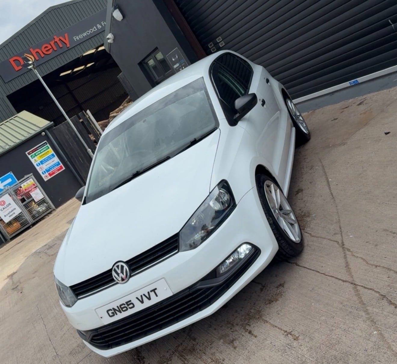 [ berth ]Volkswagen Polo