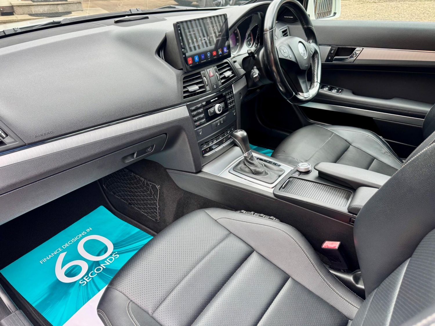 [ berth ]Mercedes-Benz E Class