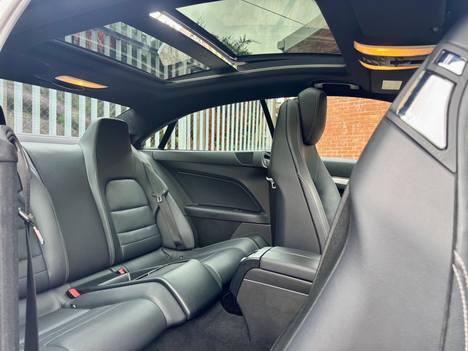 Mercedes-Benz E Class 2010 - Cars