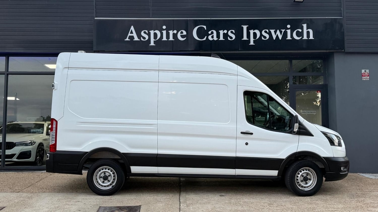 Ford Transit 2022 - Vans & Commercial Vehicles