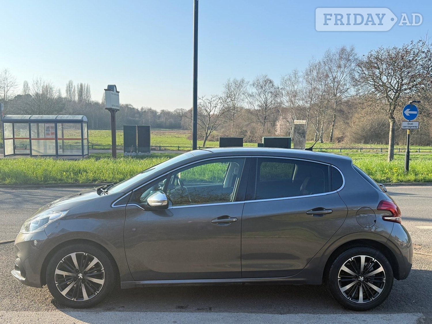 Peugeot 208 2018 - Cars