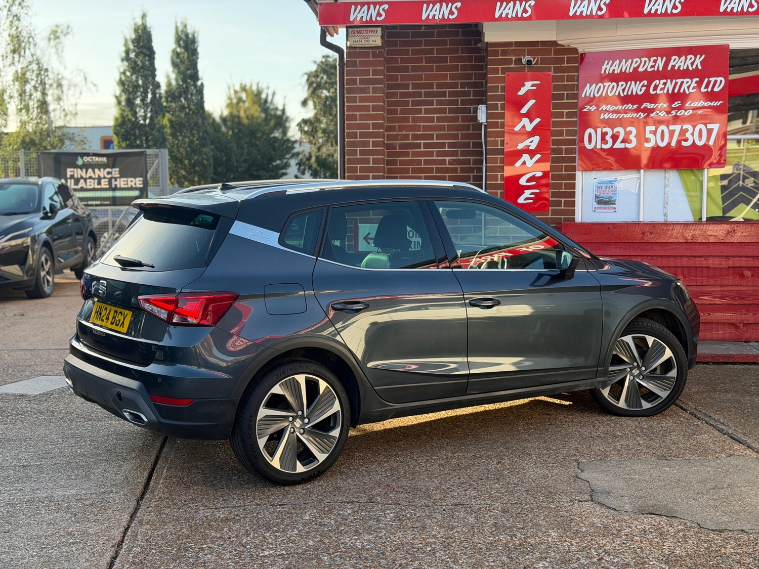 [ berth ]SEAT Arona