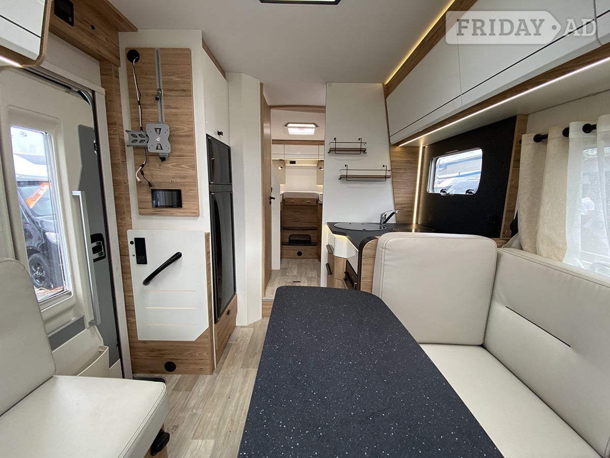 Pilote Evidence P740 FGJ Newark