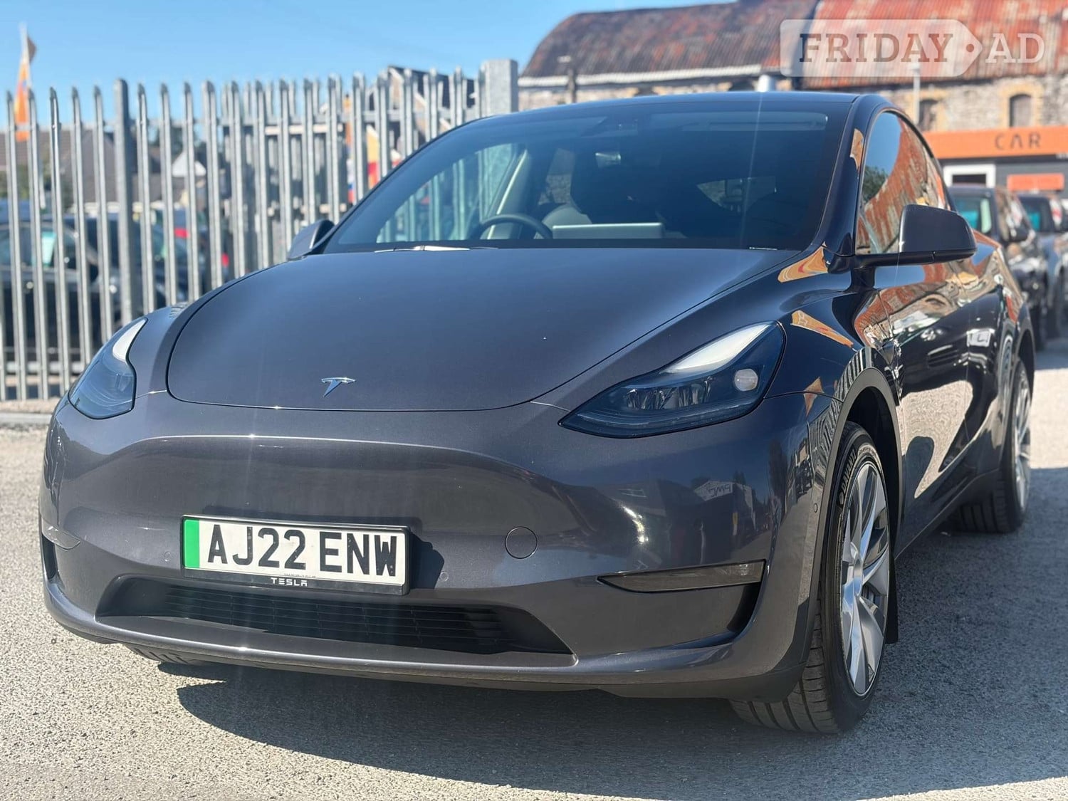 [ berth ]Tesla Model Y