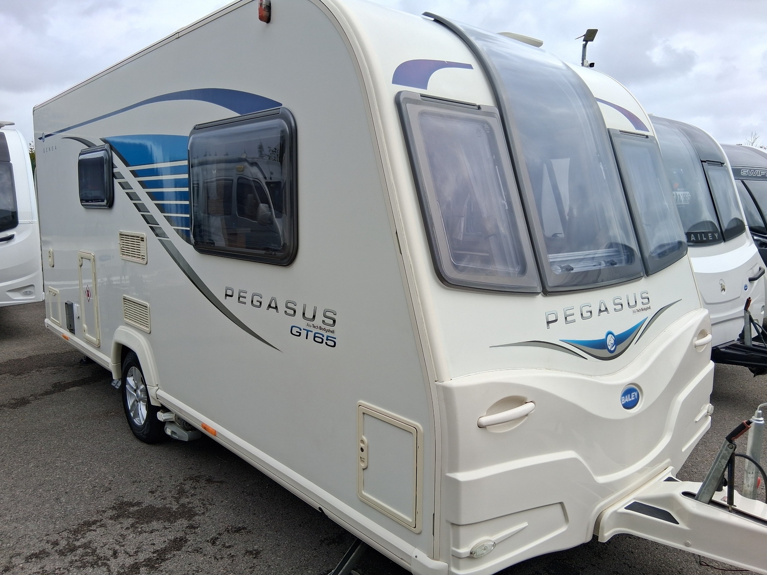[ berth ]Bailey Pegasus GT 65 Genoa