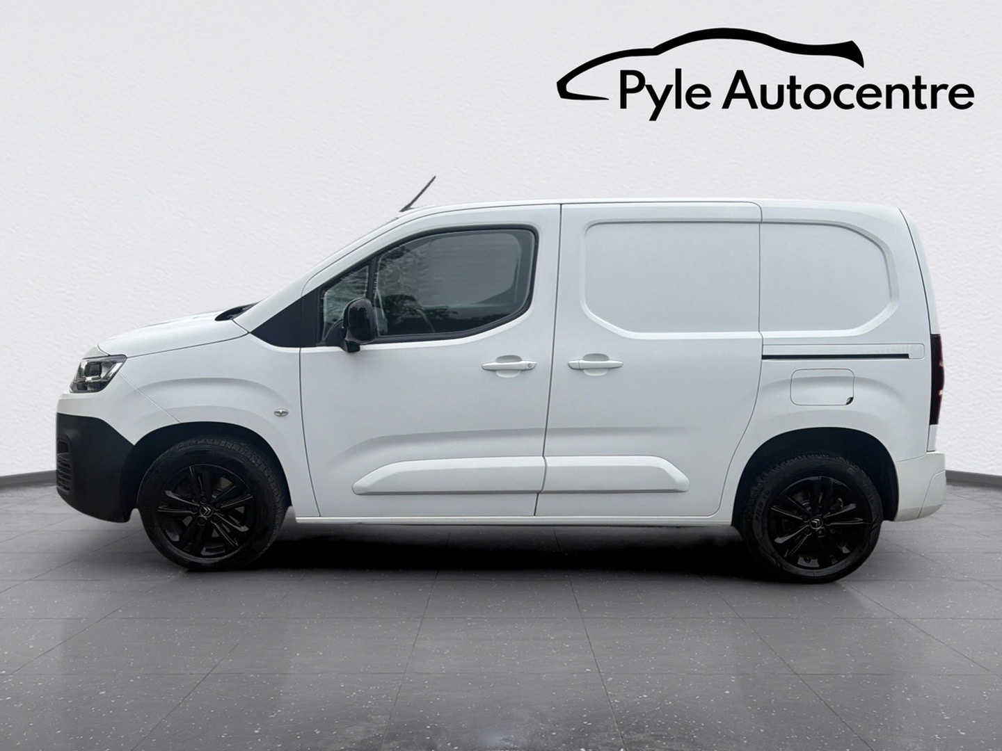 Citroen Berlingo 2021 - Vans & Commercial Vehicles in Bridgend