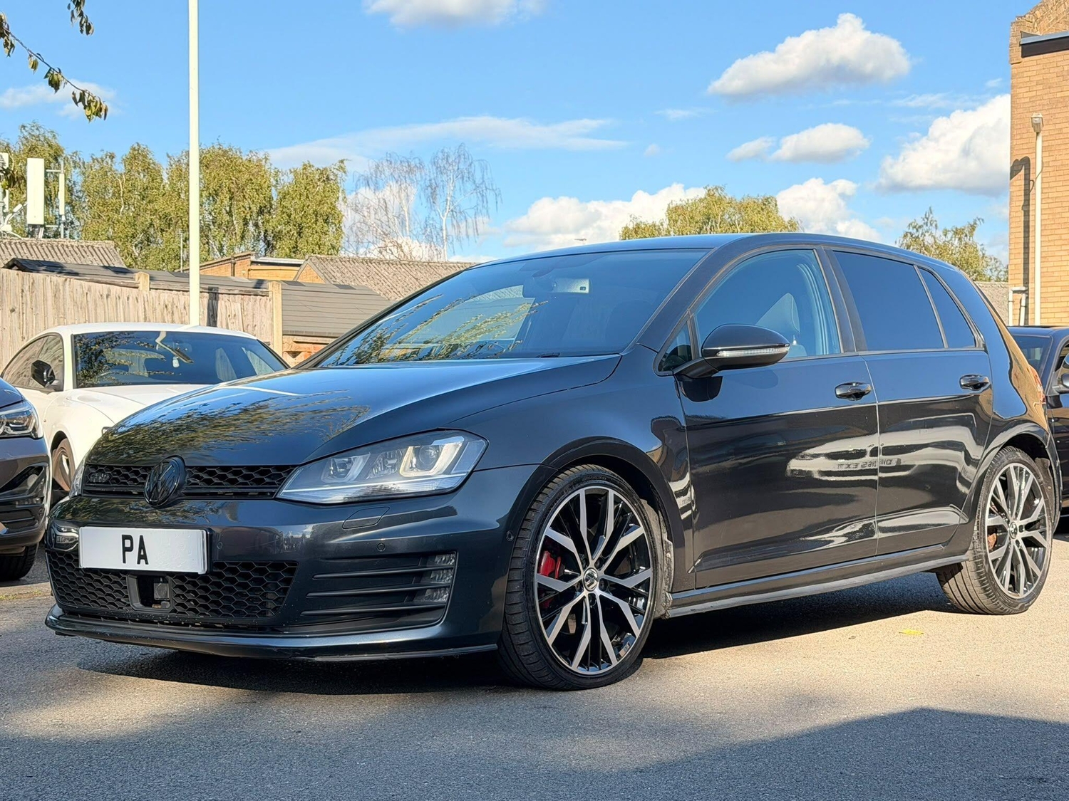 [ berth ]Volkswagen Golf