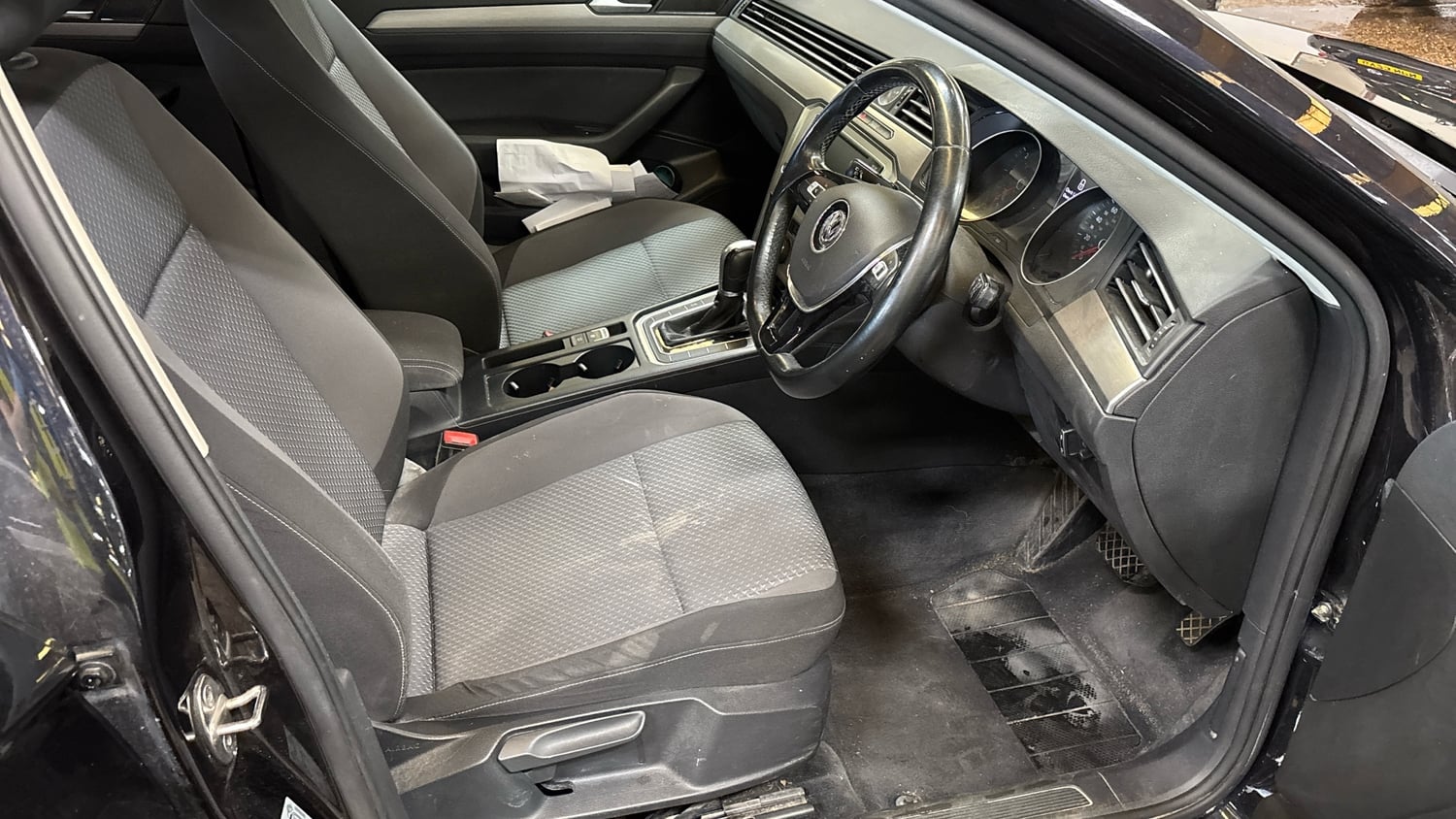 [ berth ]Volkswagen Passat