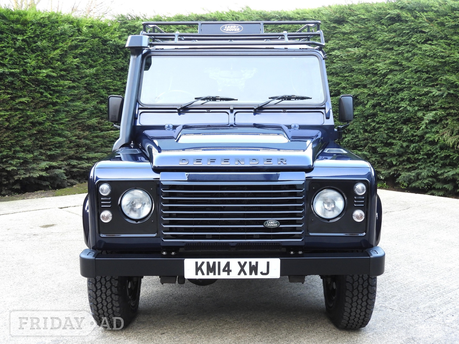 [ berth ]Land Rover Defender 110