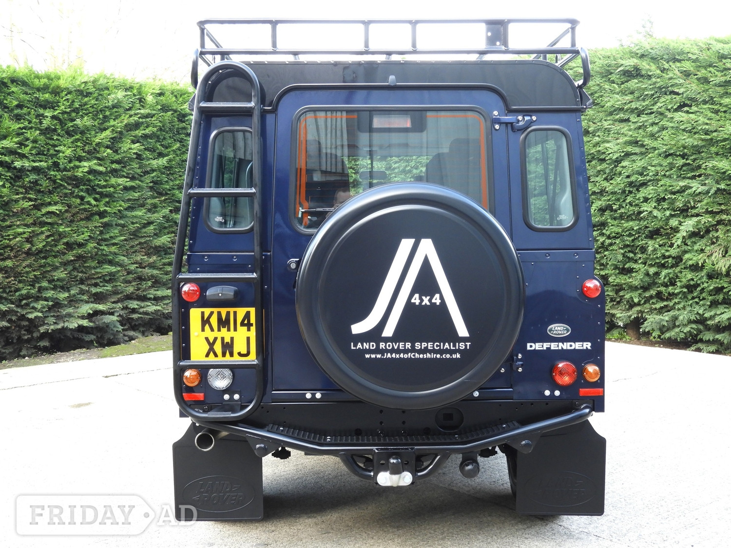 Land Rover Defender 110 2014 - Cars in Congleton