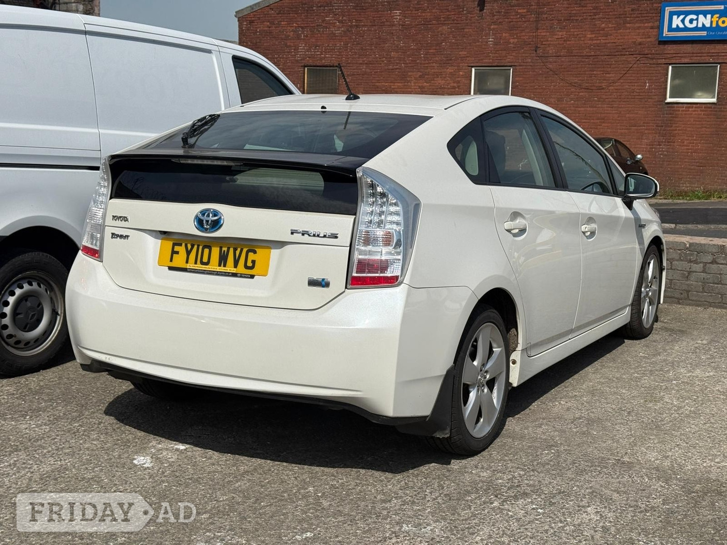 Toyota Prius 2010 - Cars in Preston