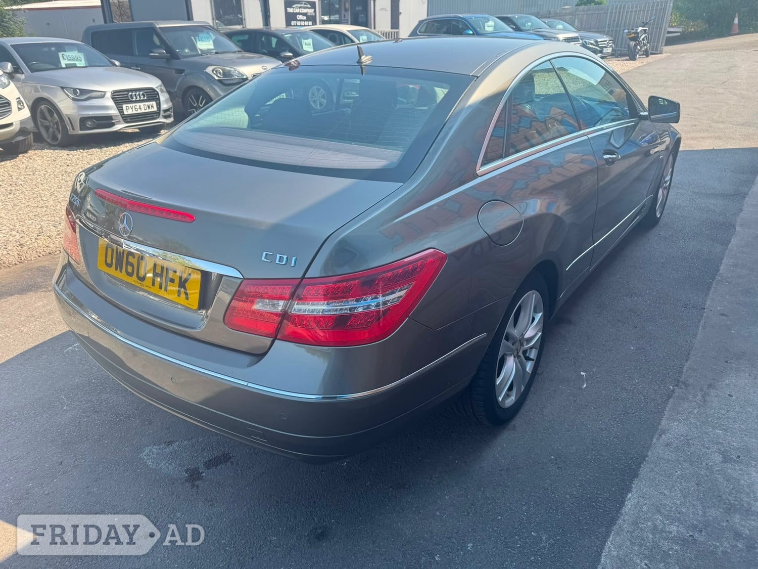 [ berth ]Mercedes-Benz E Class