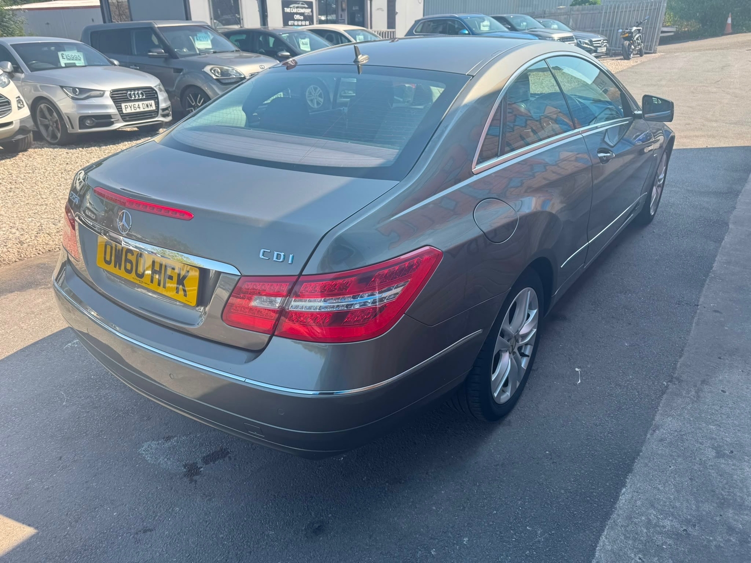 [ berth ]Mercedes-Benz E Class