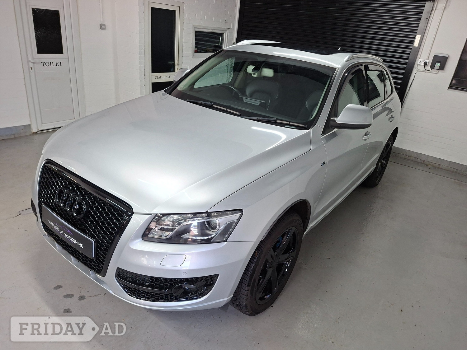 Audi Q5 2009 - Cars