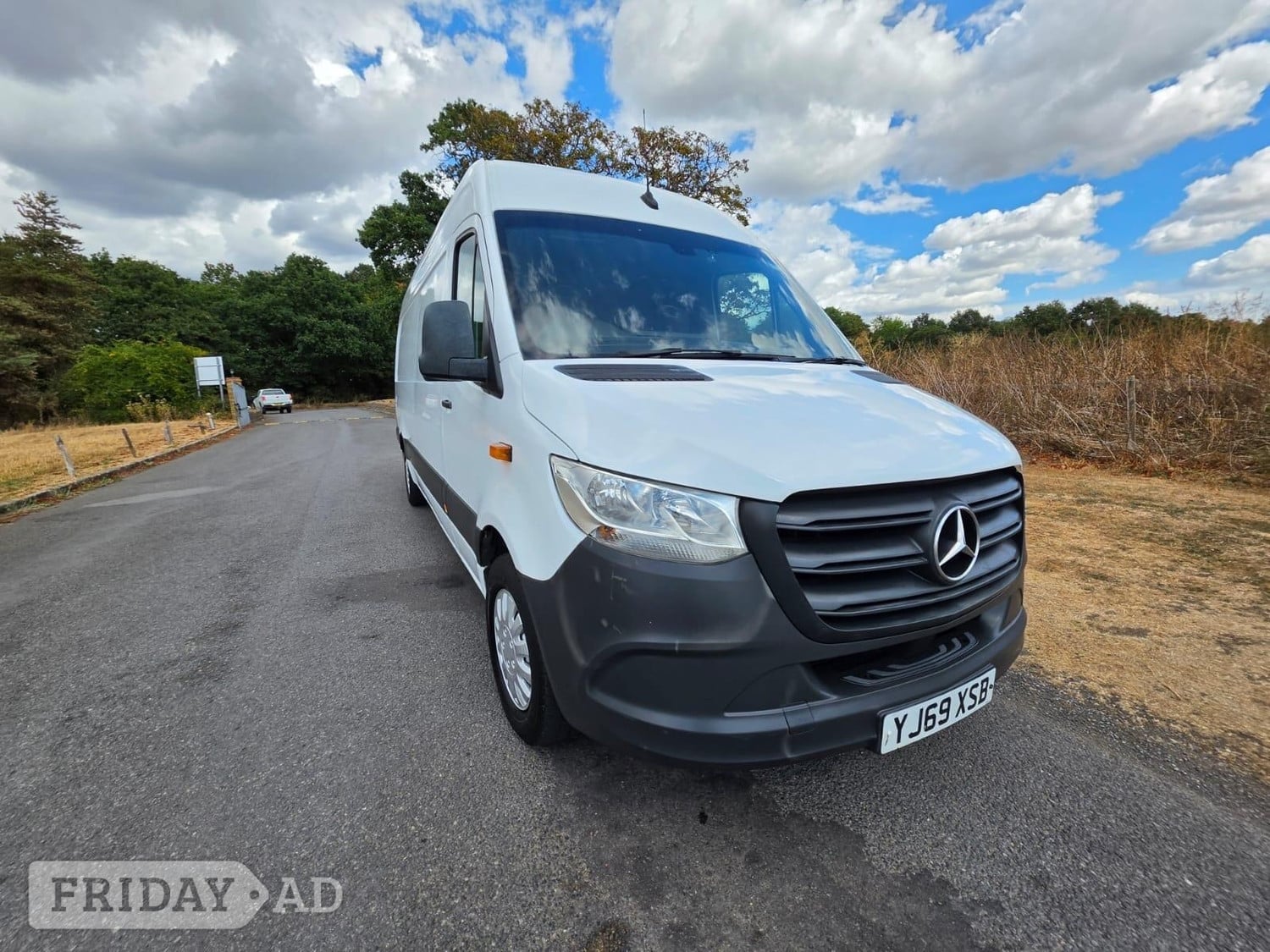 [ berth ]Mercedes-Benz Sprinter