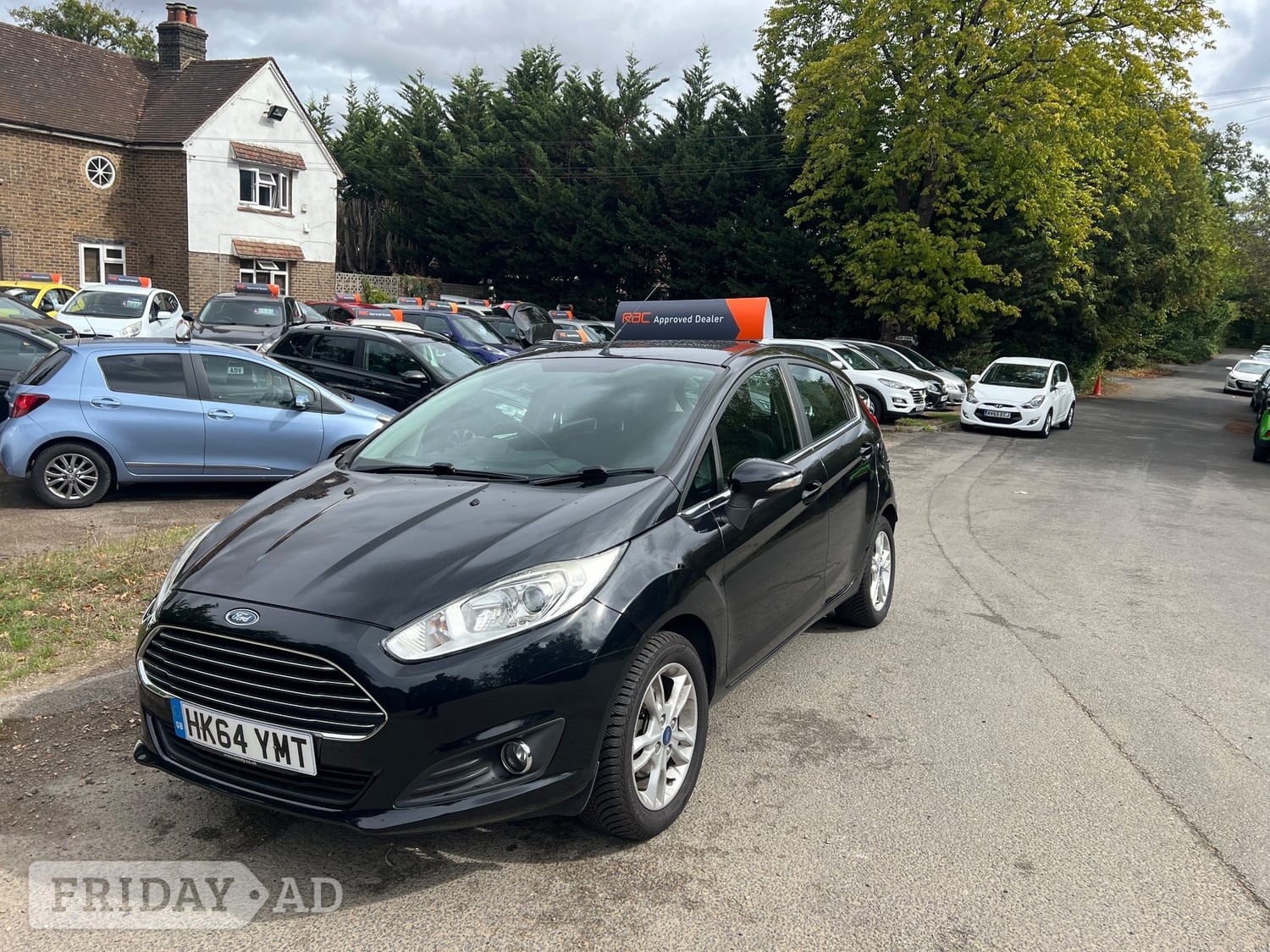 Ford Fiesta 2015 in Horley