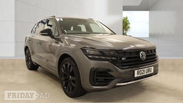 Volkswagen Touareg 2021 in Addlestone